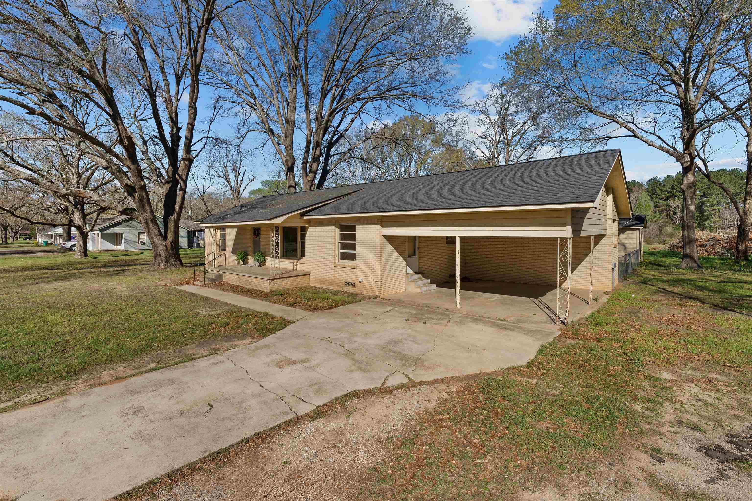 4984 Hwy 79 S