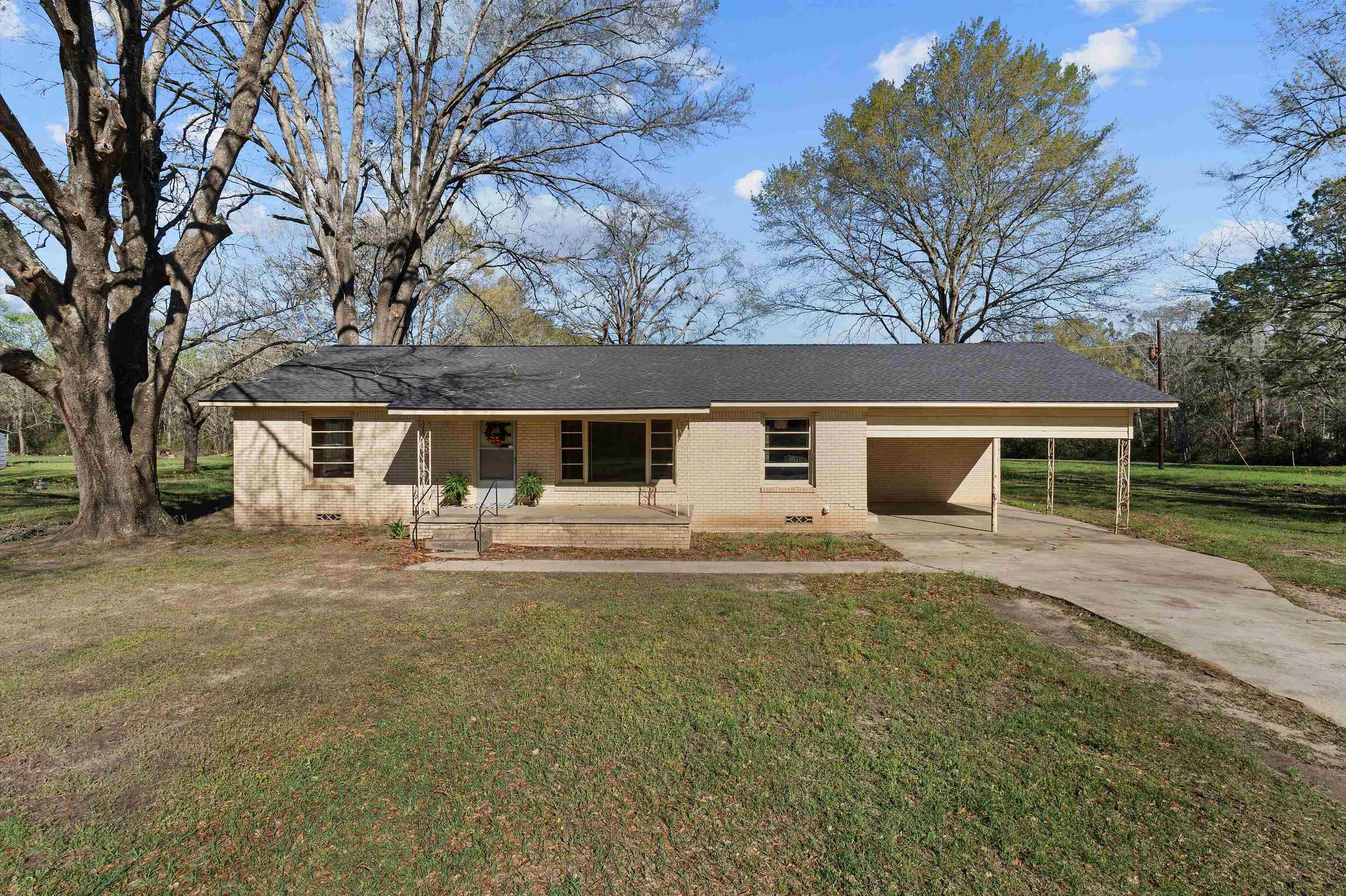 4984 Hwy 79 S