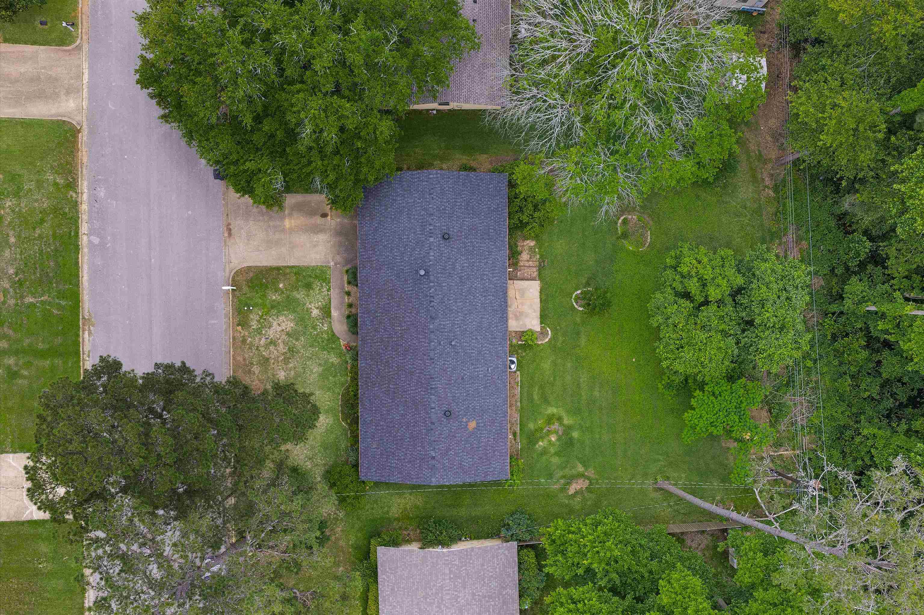 1513 Peterson 1513 Peterson Ln.