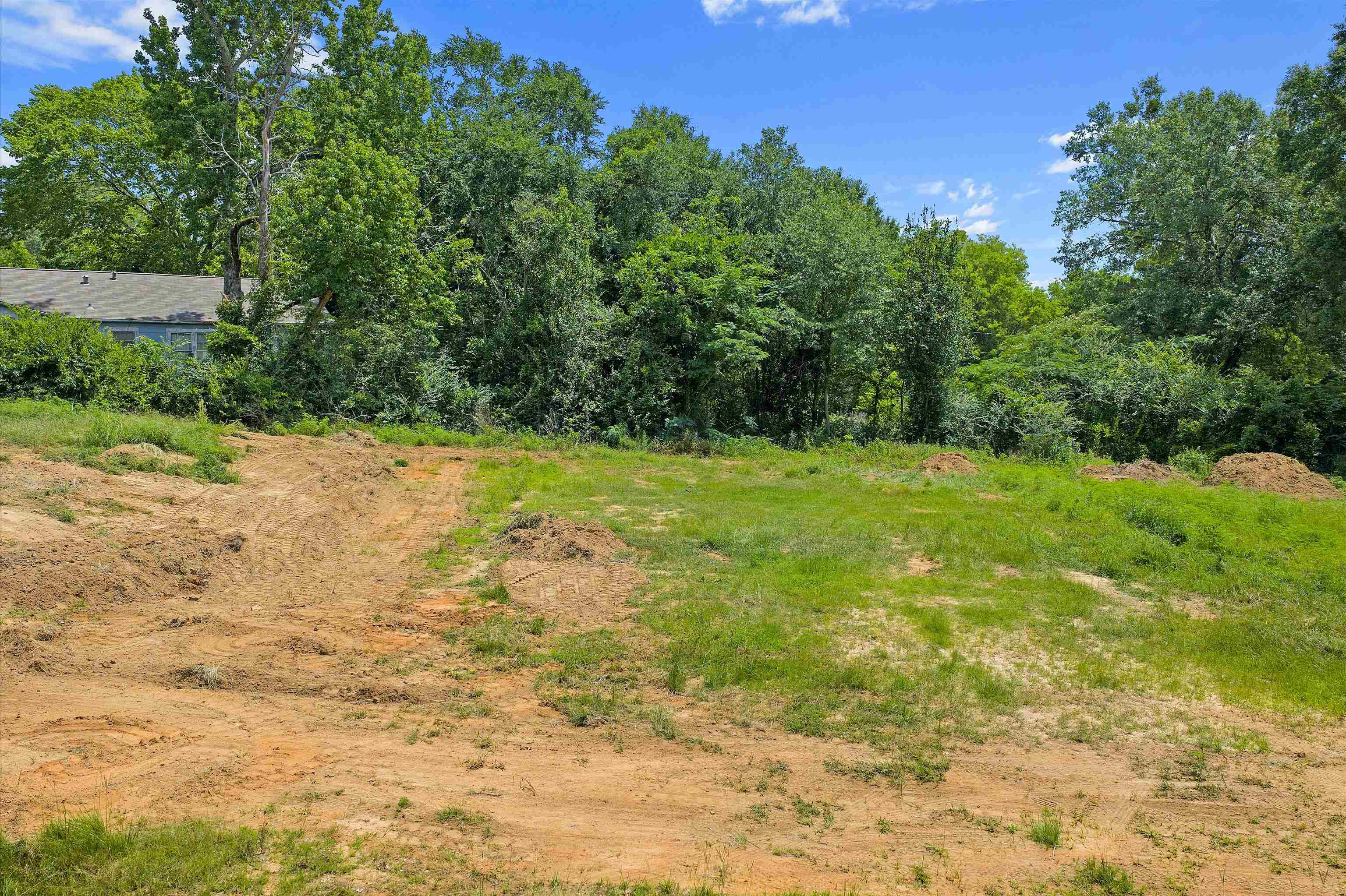 TBD Lot 2 E Park DR