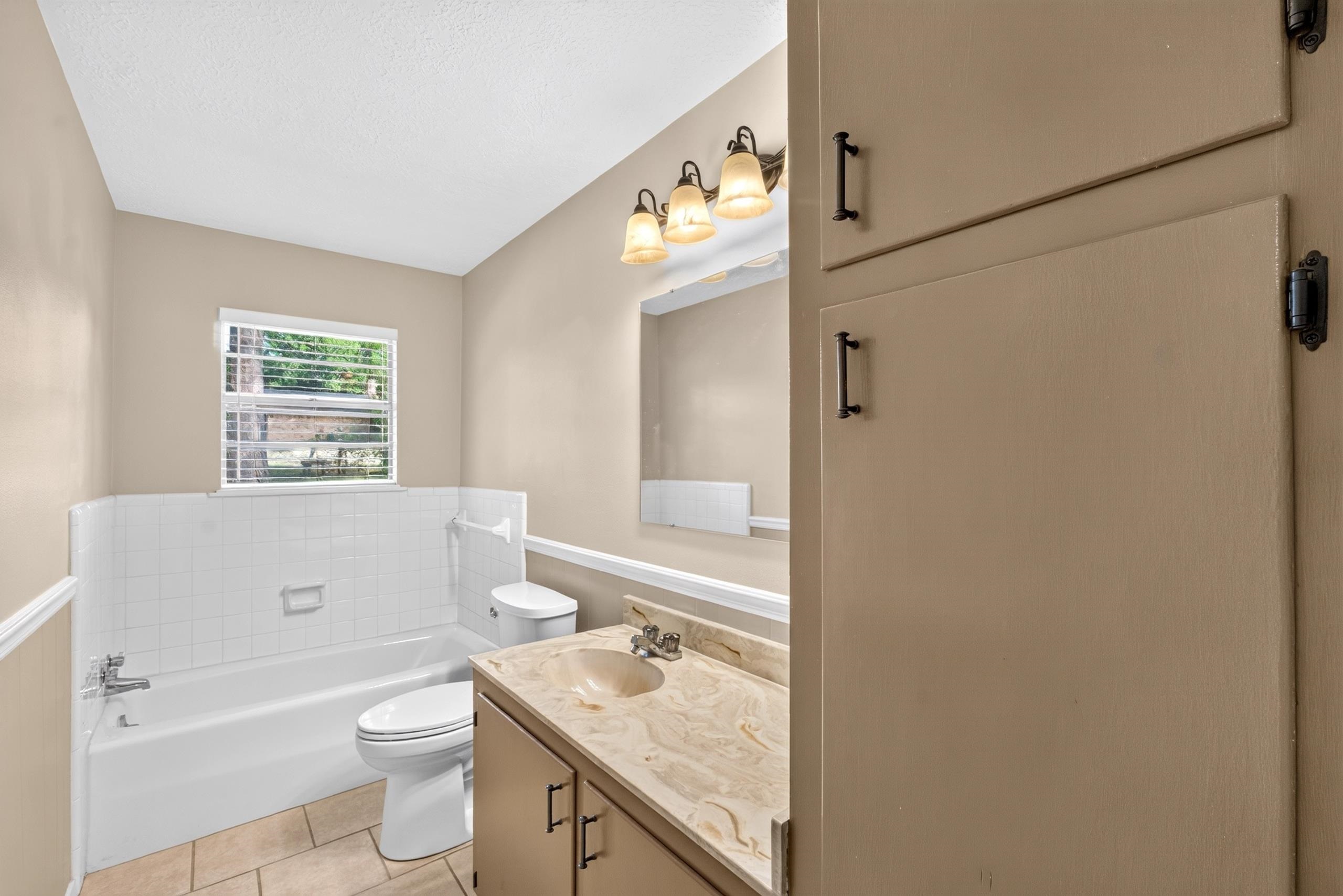1516 Peterson Ln.