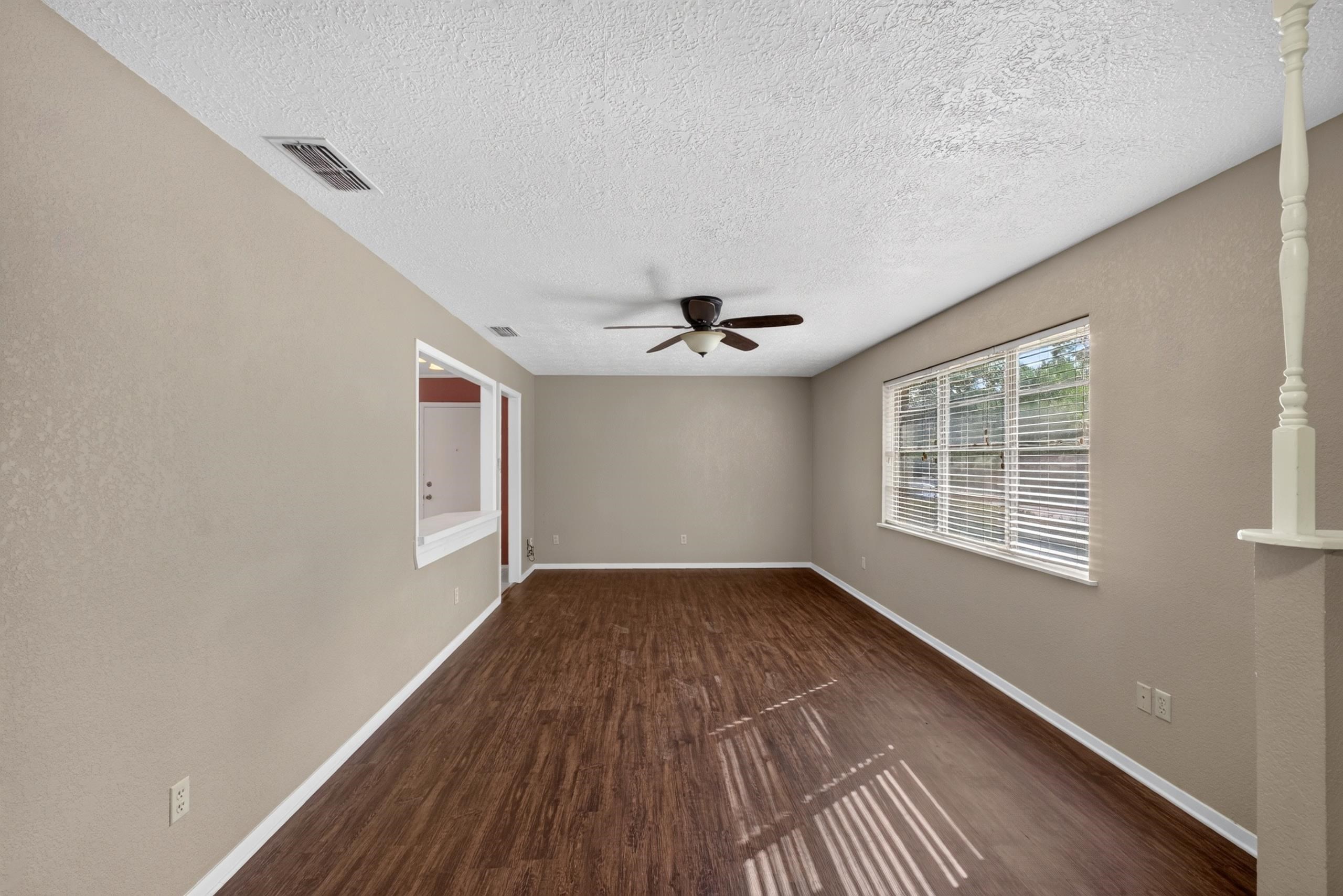 1516 Peterson Ln.