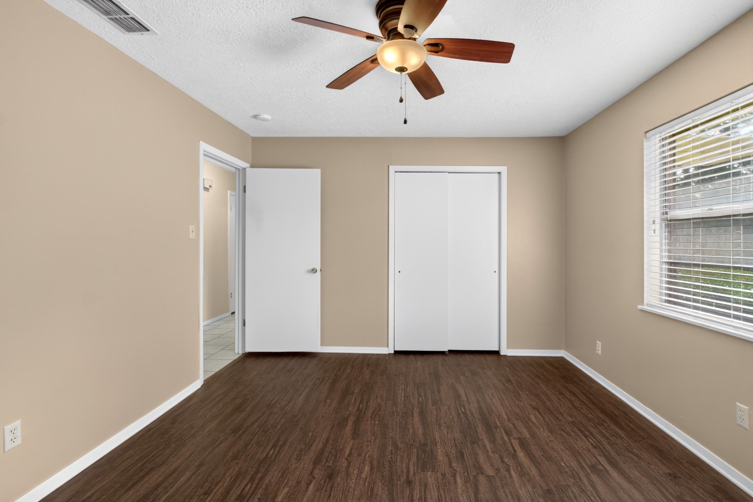 1516 Peterson Ln.