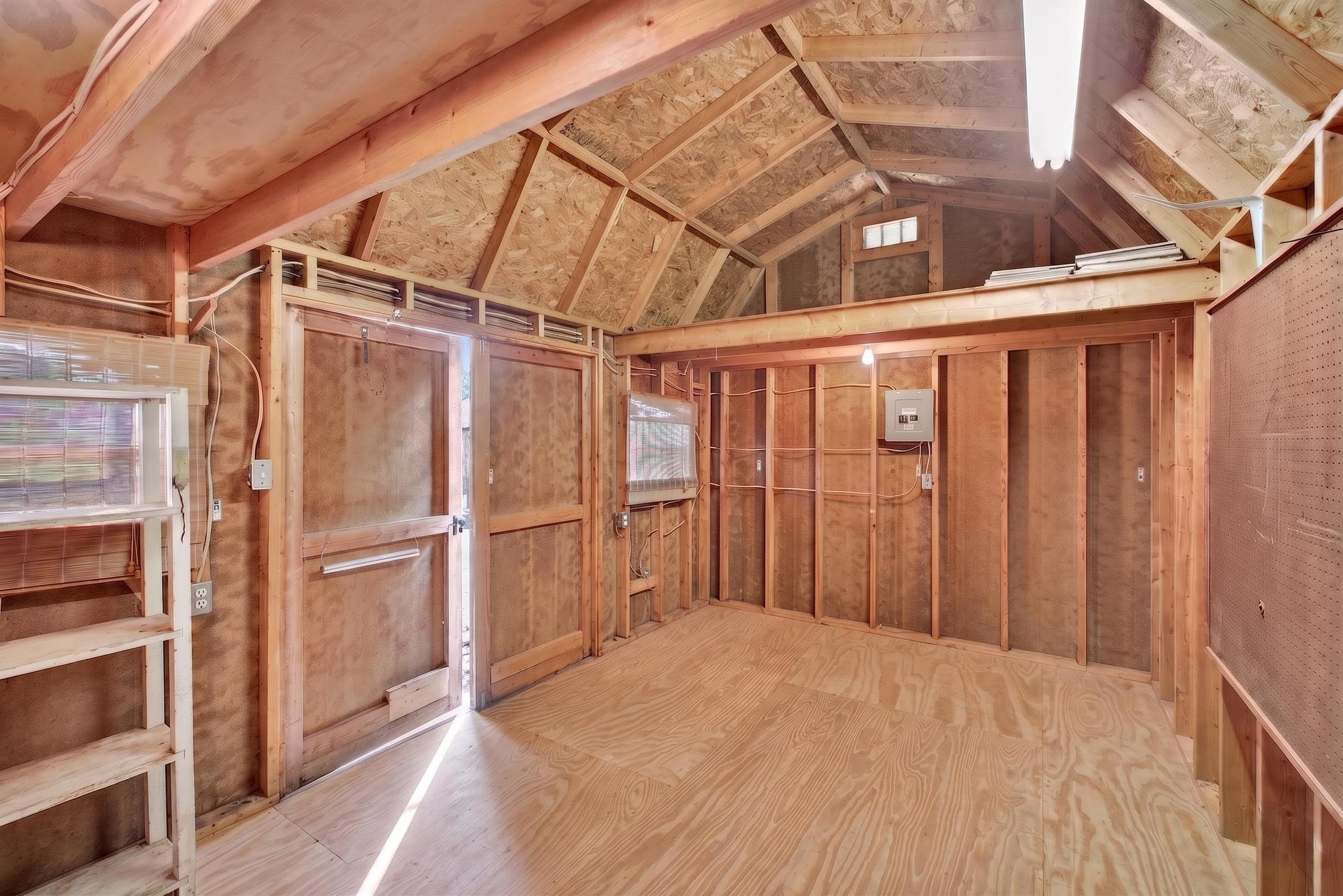 1516 Peterson Ln.