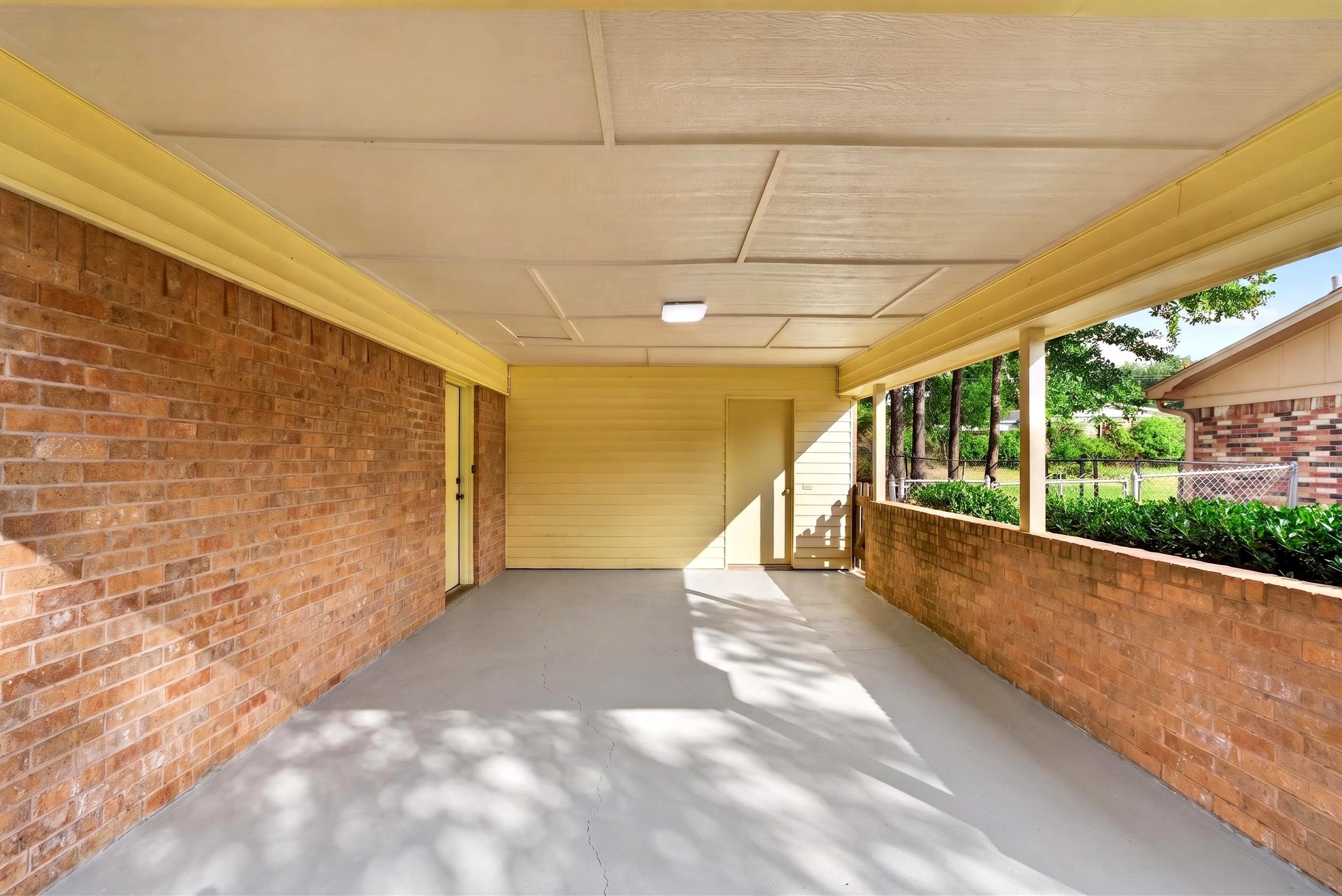 1516 Peterson Ln.