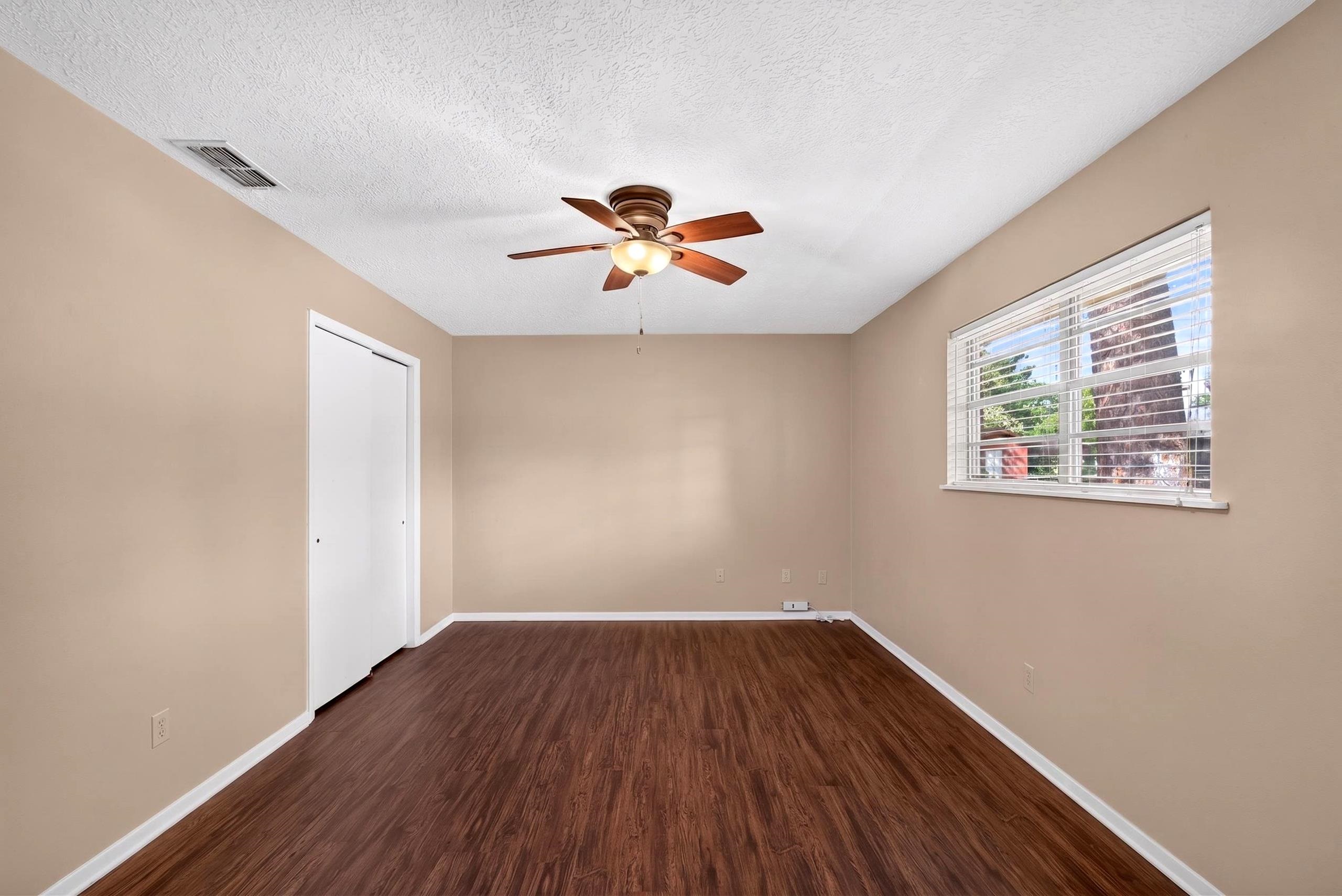 1516 Peterson Ln.