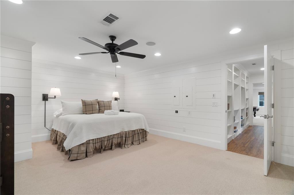 717 Mcelroy Mountain Drive