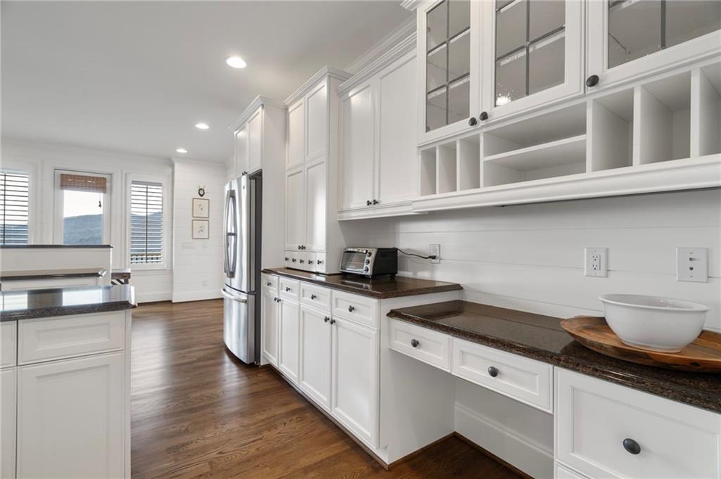 717 Mcelroy Mountain Drive