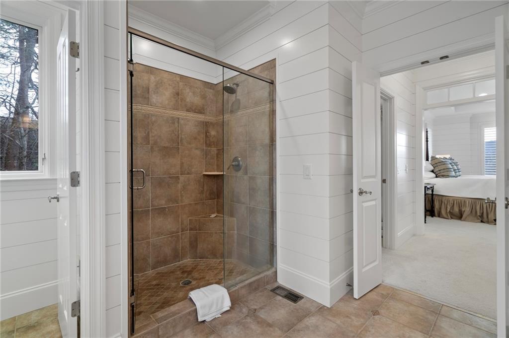 717 Mcelroy Mountain Drive