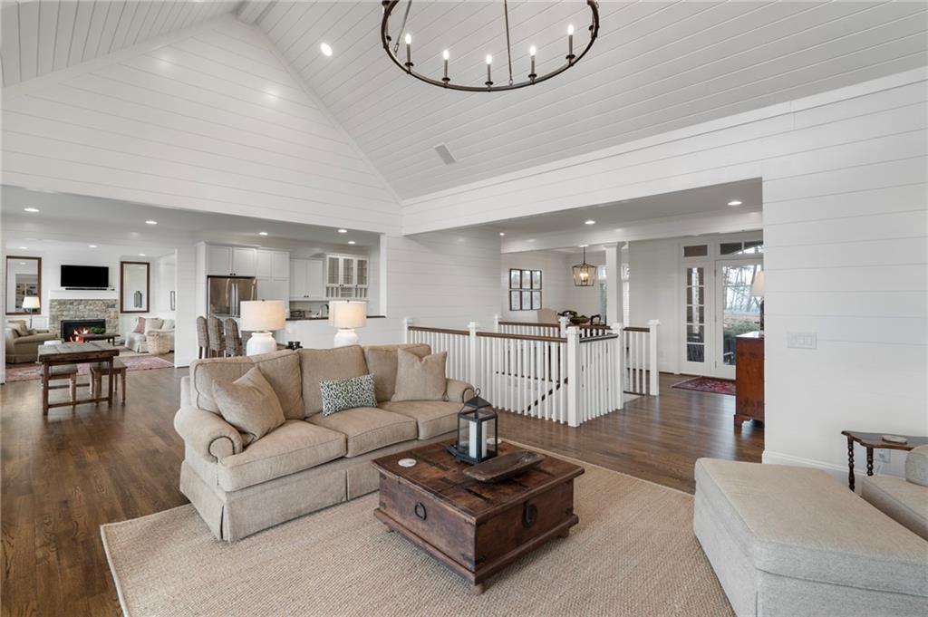 717 Mcelroy Mountain Drive