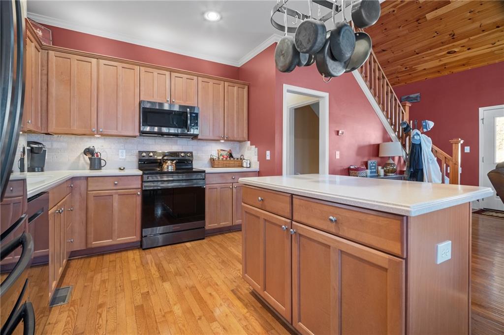 862 Valley View Drive