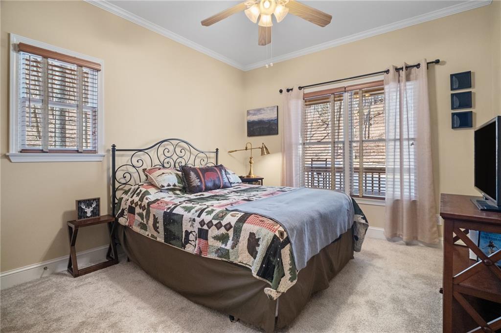 862 Valley View Drive