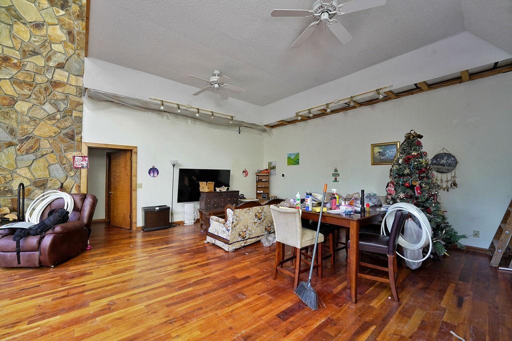 18 Padsett Court