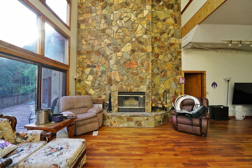 18 Padsett Court