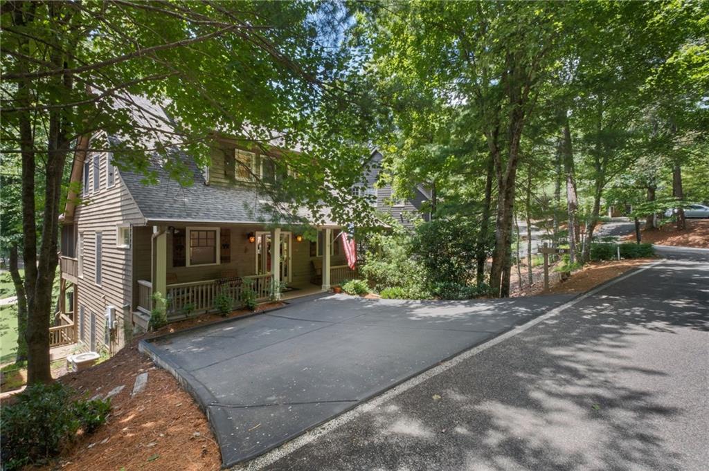 10 Chestnut Knoll Point