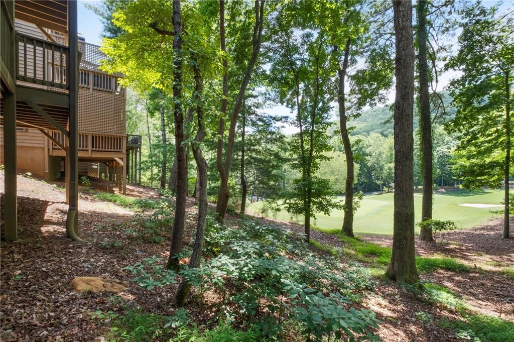 10 Chestnut Knoll Point