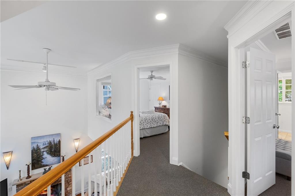 10 Chestnut Knoll Point