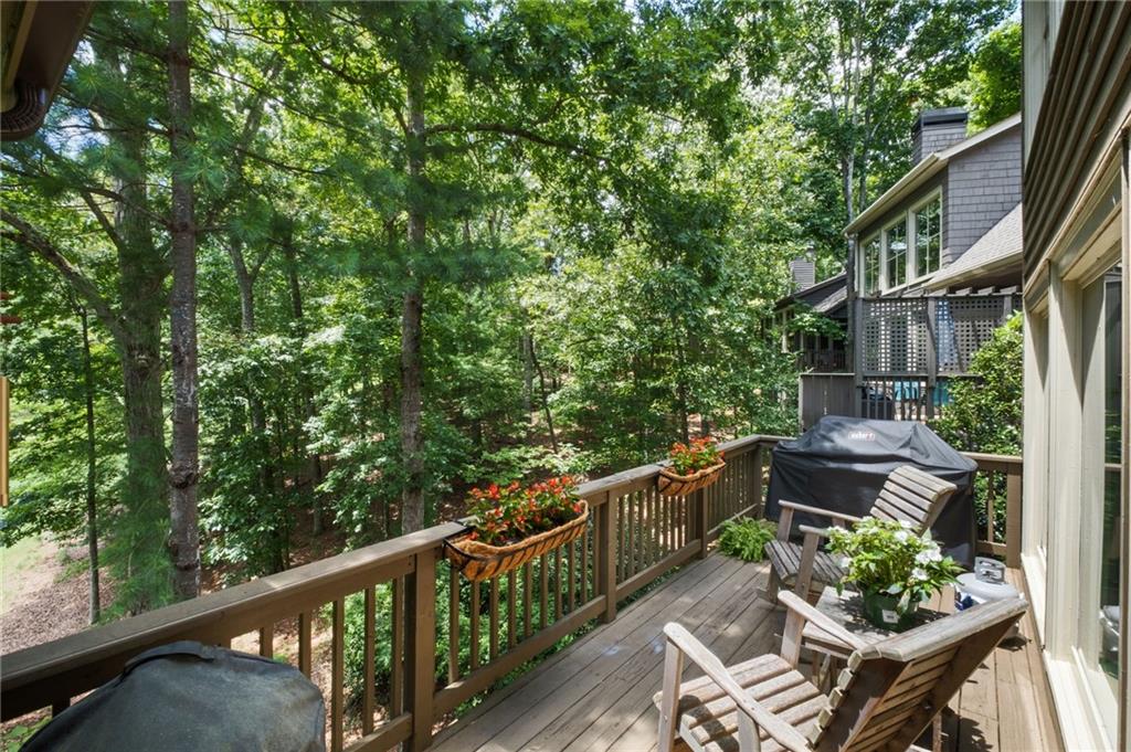 10 Chestnut Knoll Point