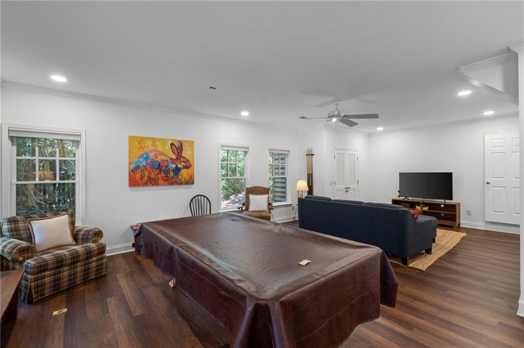 10 Chestnut Knoll Point