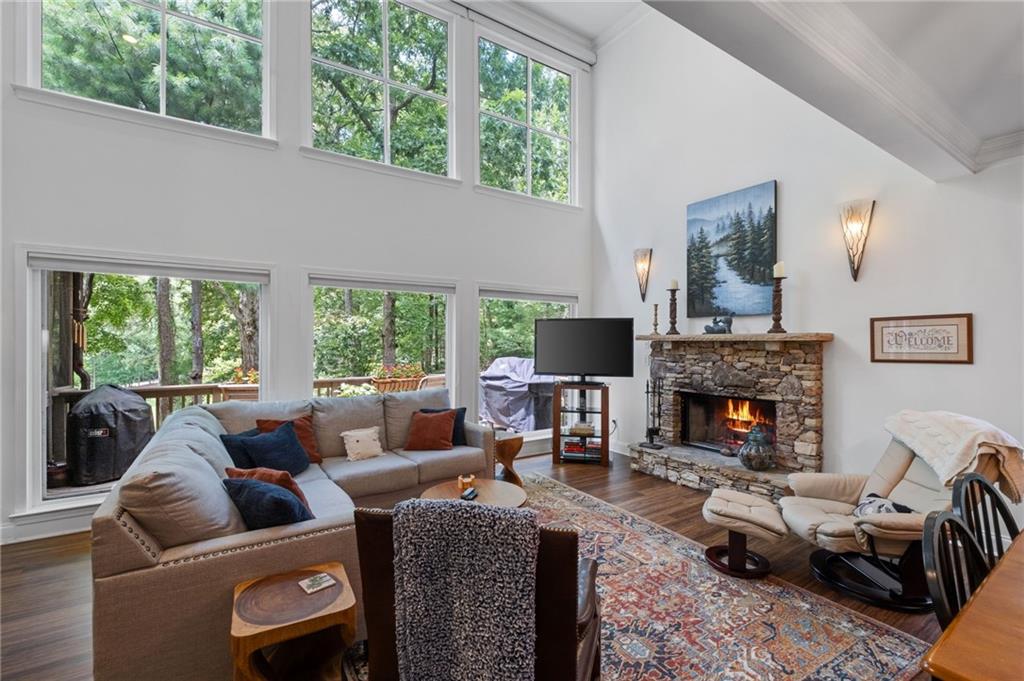 10 Chestnut Knoll Point