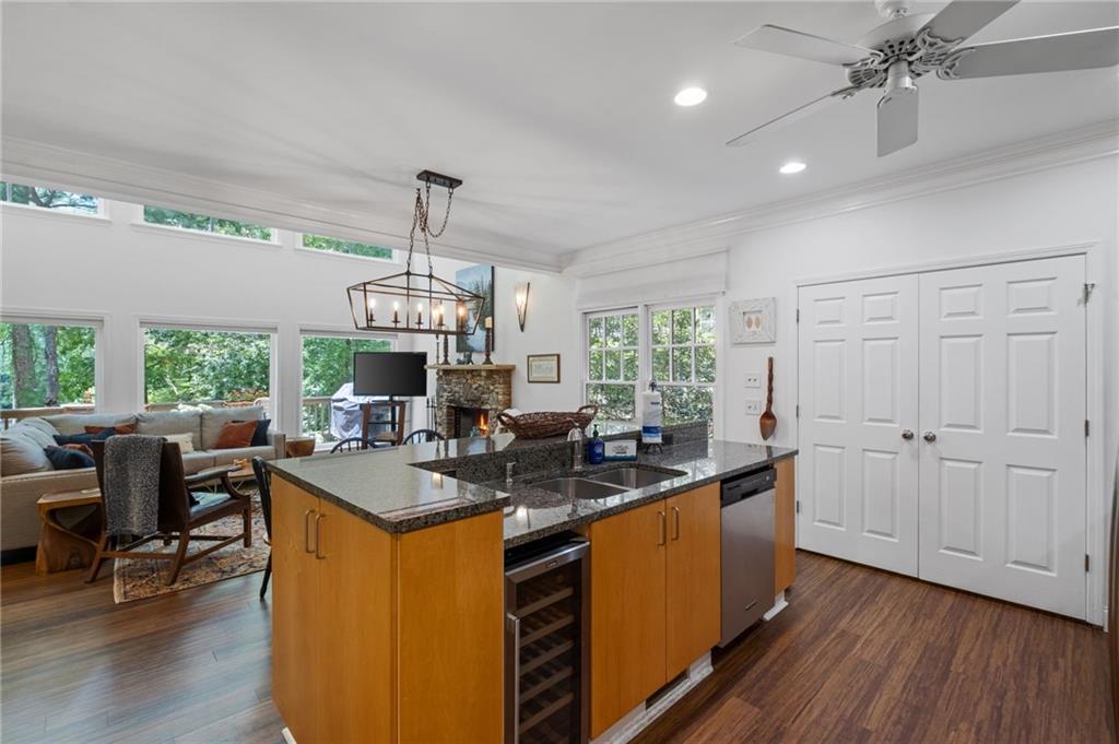 10 Chestnut Knoll Point