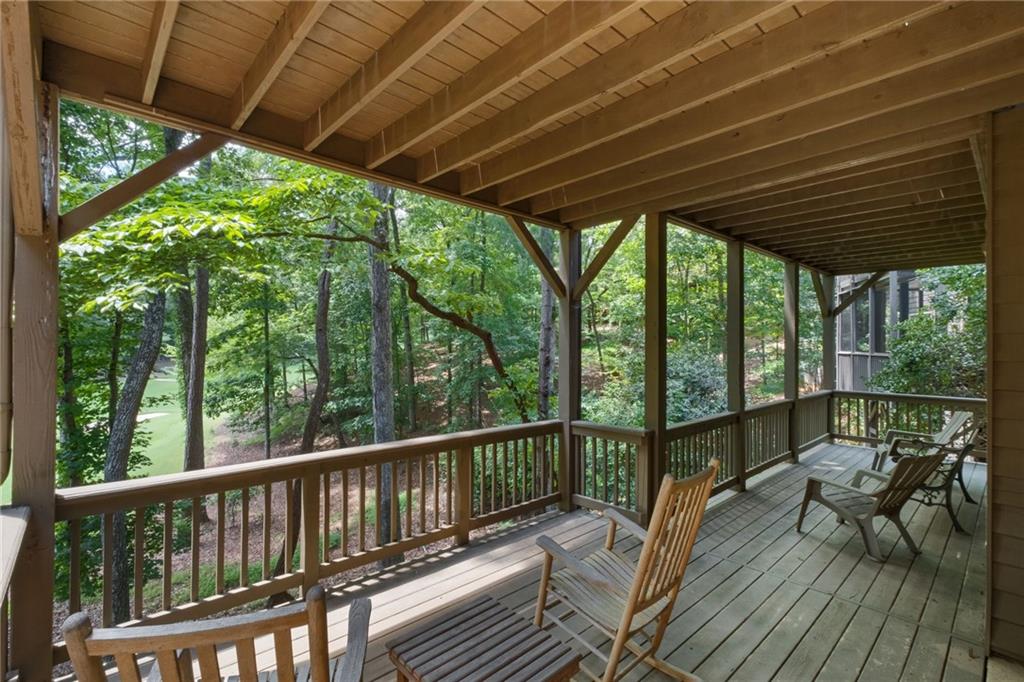 10 Chestnut Knoll Point