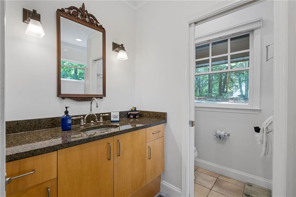 10 Chestnut Knoll Point