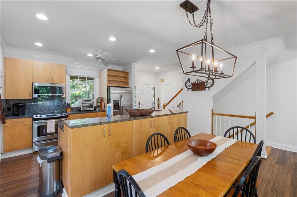 10 Chestnut Knoll Point