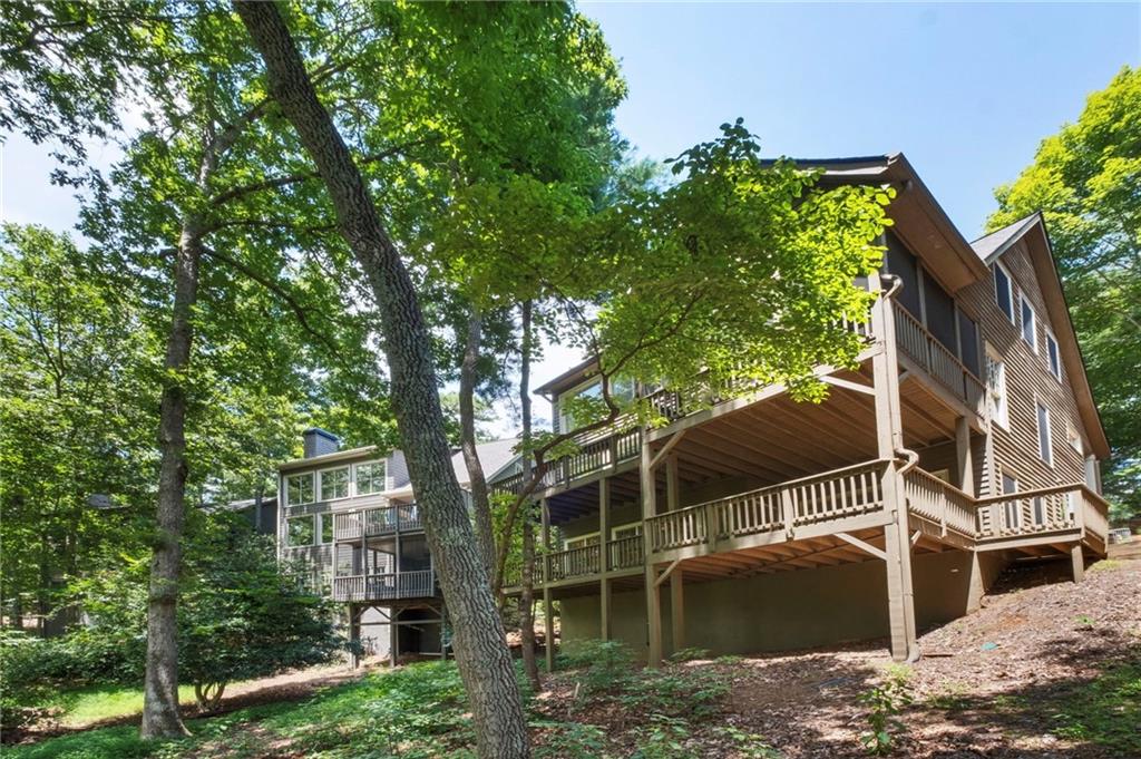 10 Chestnut Knoll Point