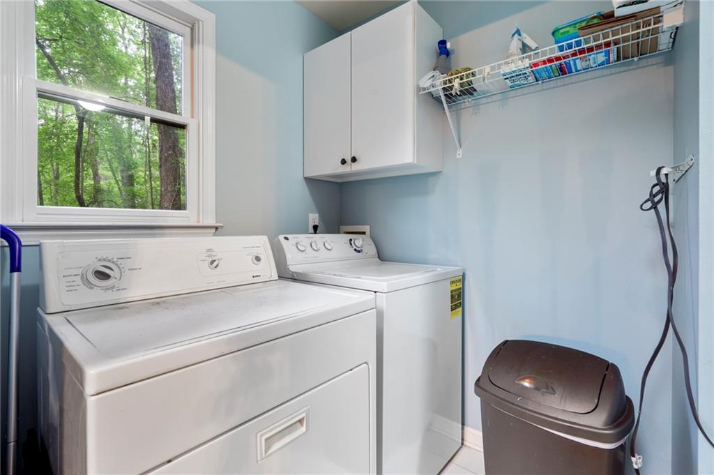8 White Oak Knoll