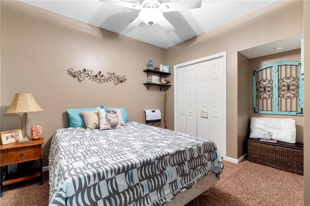 8 White Oak Knoll