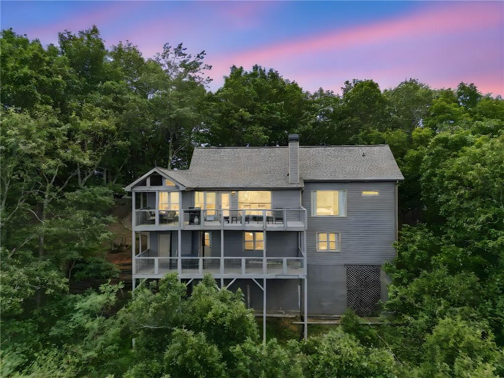 1572 Ridgeview Drive