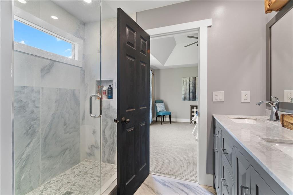 1572 Ridgeview Drive