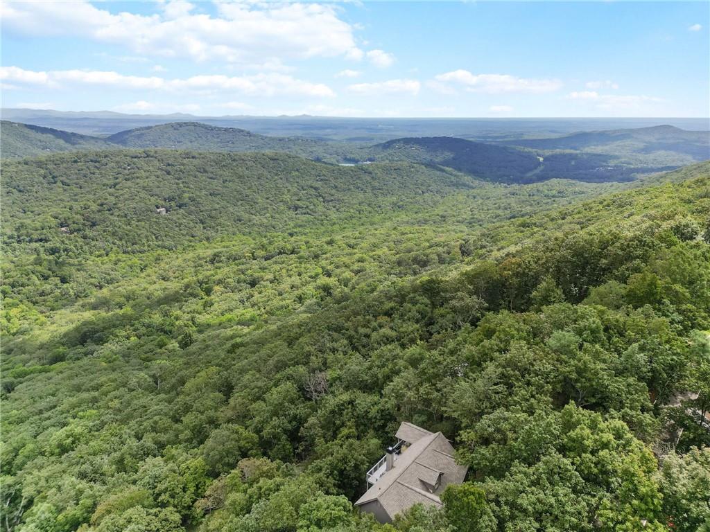 1572 Ridgeview Drive
