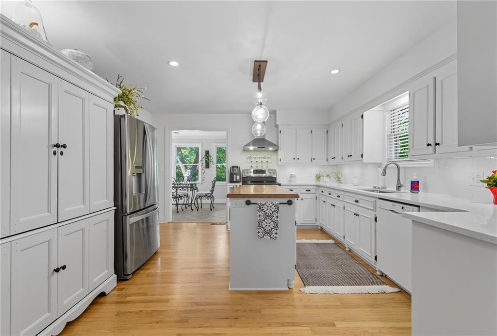 133 Cliff Fern Point