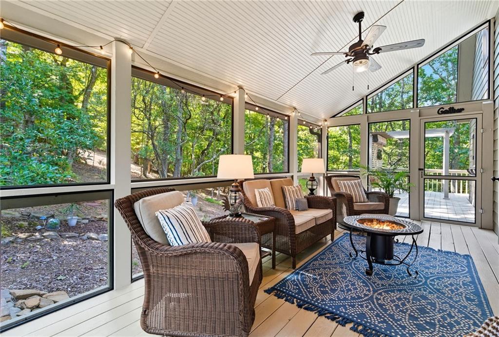 133 Cliff Fern Point