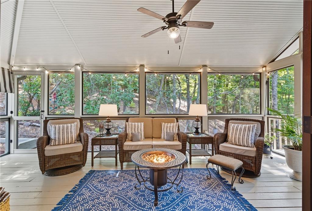 133 Cliff Fern Point