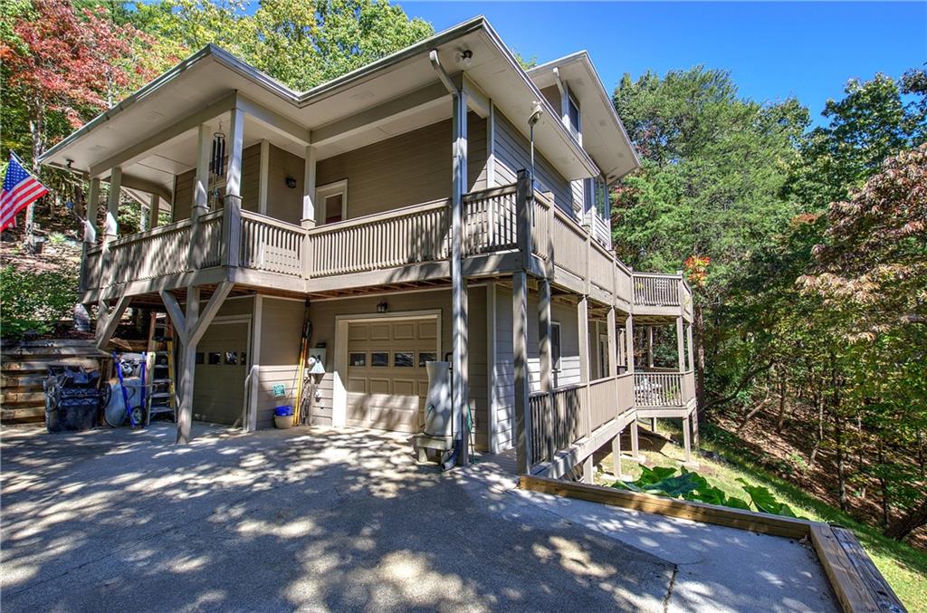 272 Bee Tree Ridge Court