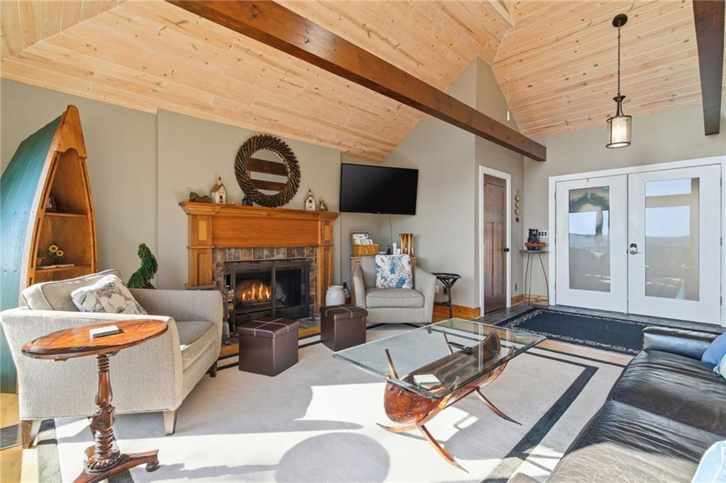 1300 Quail Cove Drive