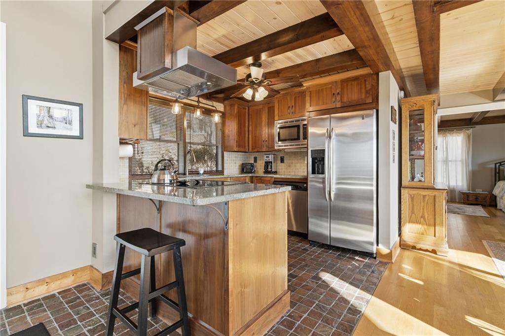 1300 Quail Cove Drive