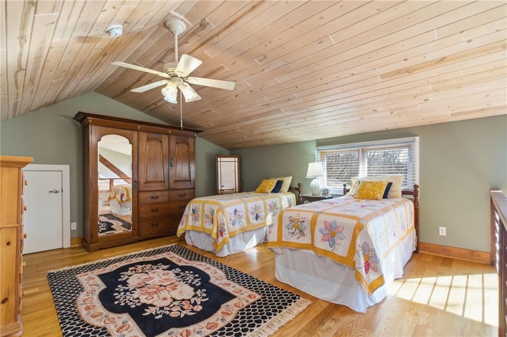 1300 Quail Cove Drive