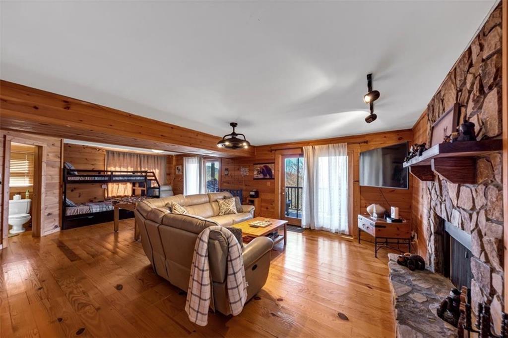 2025 Quail Cove Drive