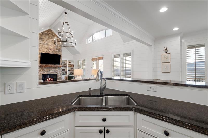 717 McElroy Mountain Drive