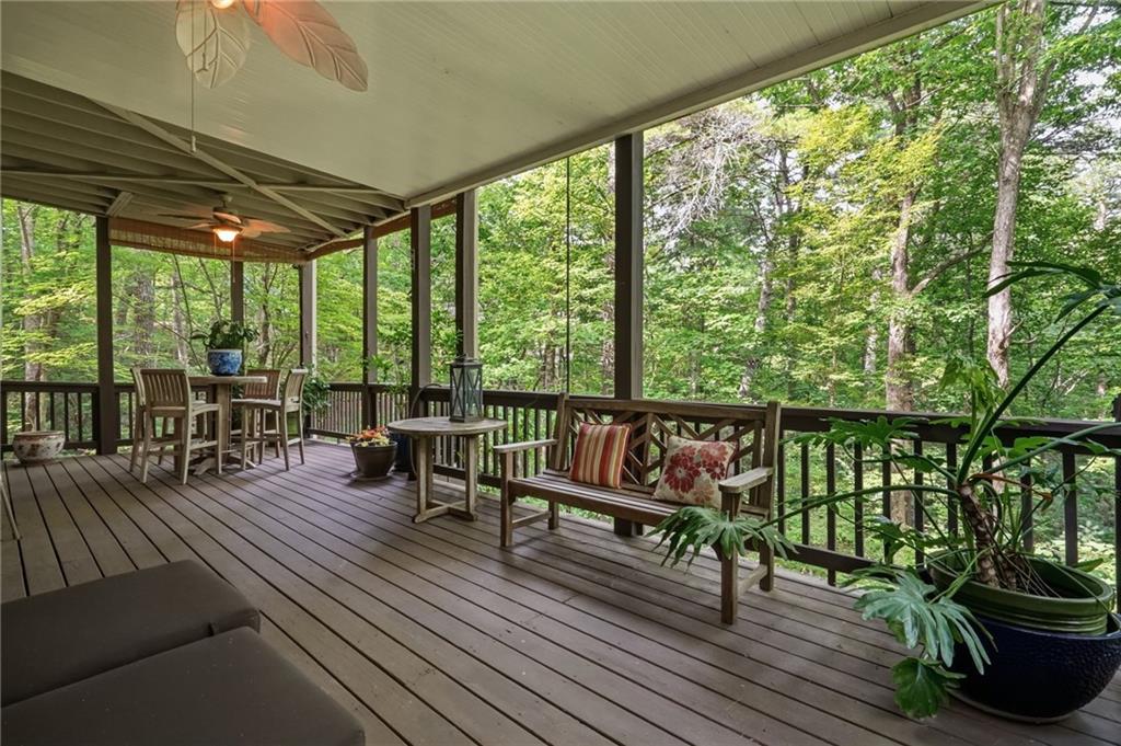 89 Bluestern Drive NW