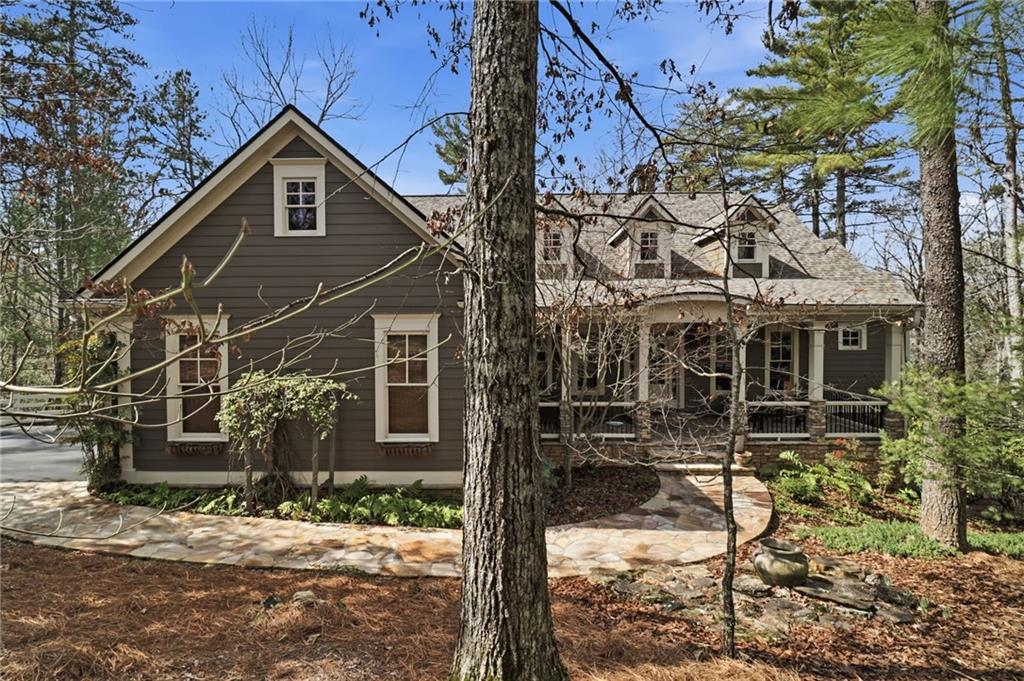 89 Bluestern Drive NW
