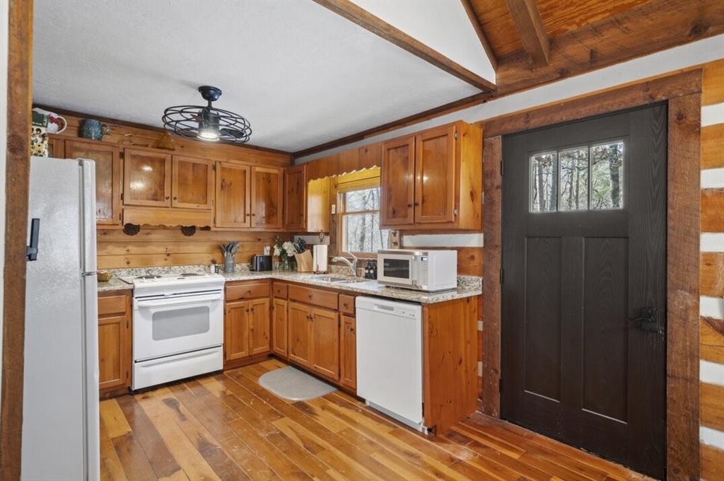 81 Cardinal Cove