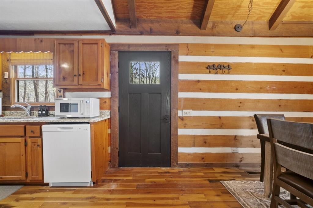81 Cardinal Cove