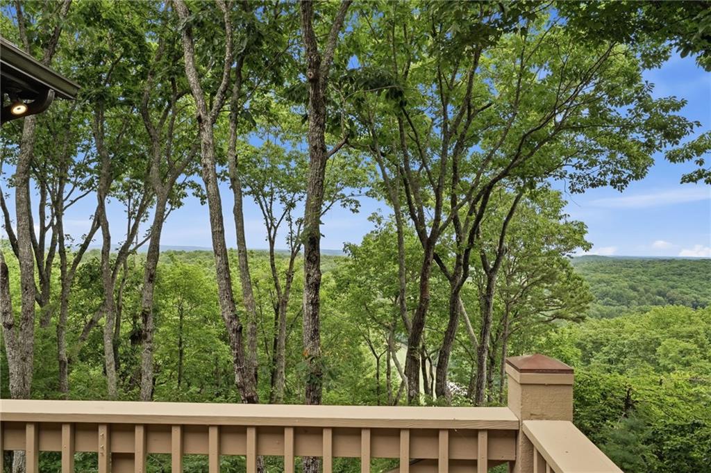 861 Summit Drive