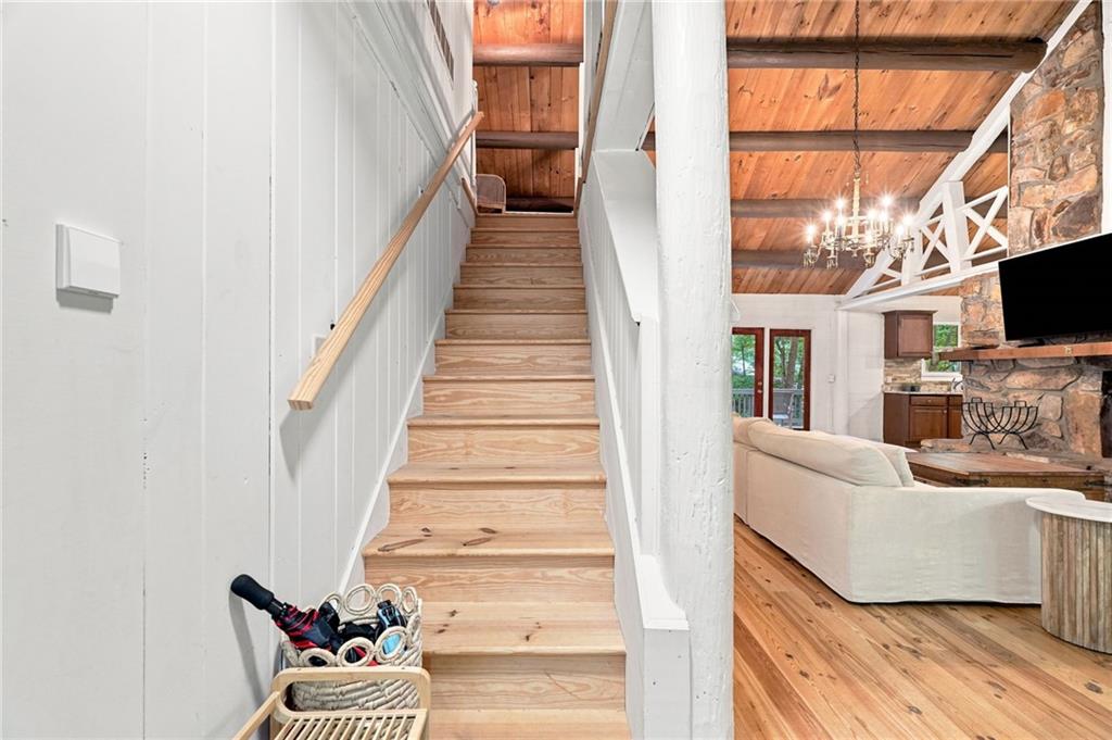 884 Quail Cove Drive