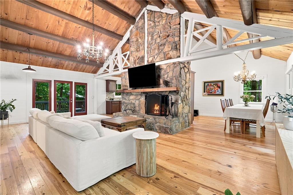 884 Quail Cove Drive